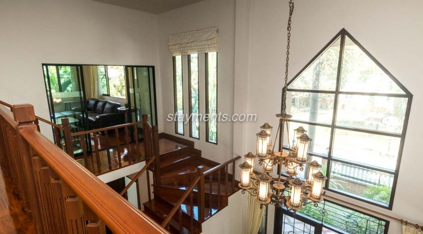 5 Bedroom house at lanna thara for rent