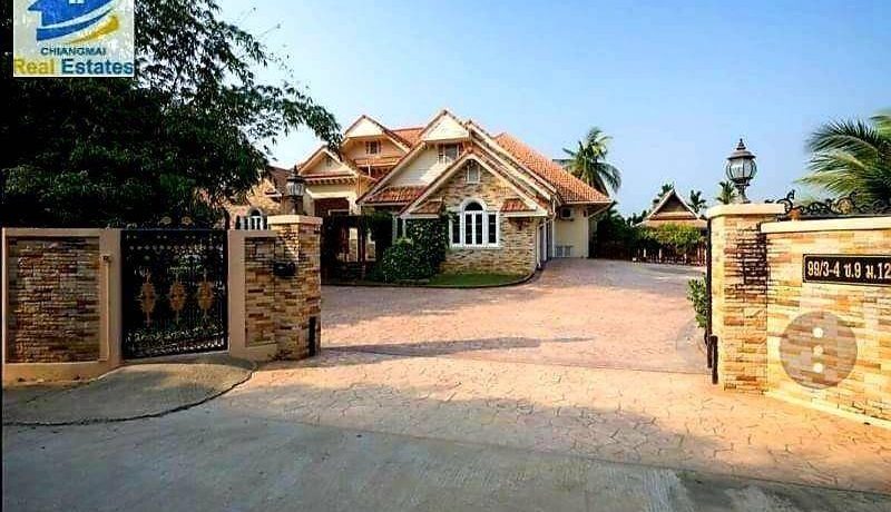6 bedroom luxury villa for sale in chiang mai 14