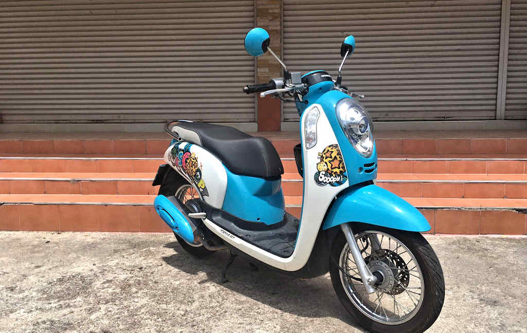 honda scoopy for rent chiang mai 2