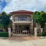 Big four bedroom family home for sale in Saraphi