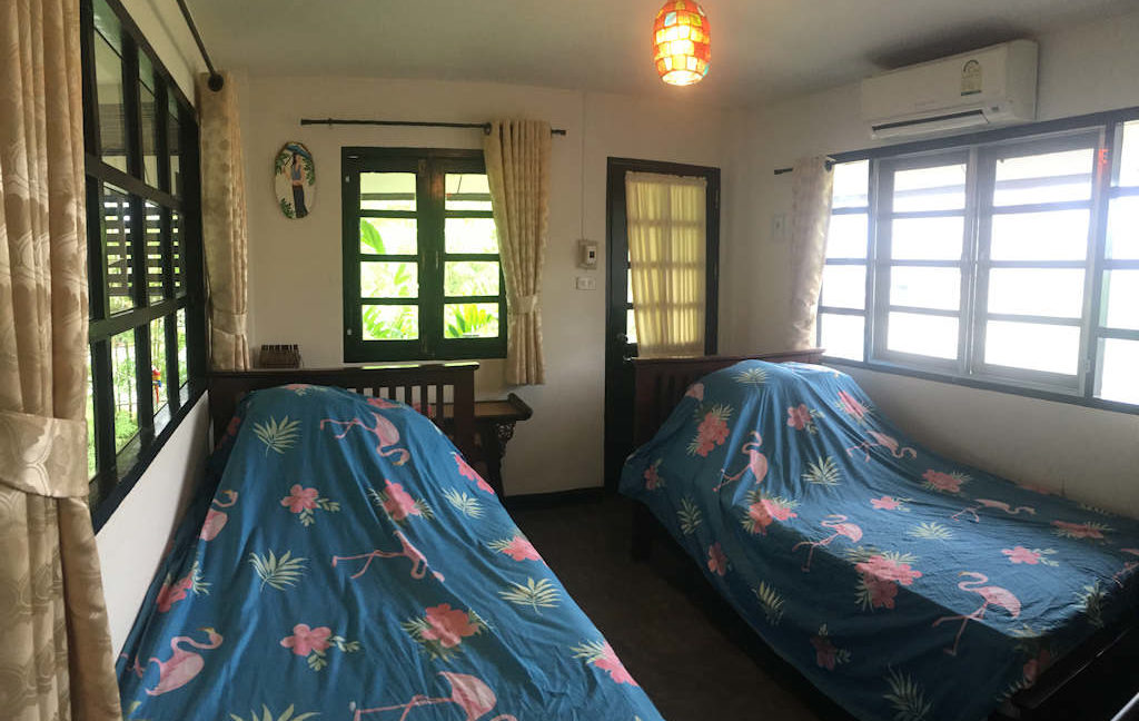 8 bedroom guest house for rent in chiang mai 9