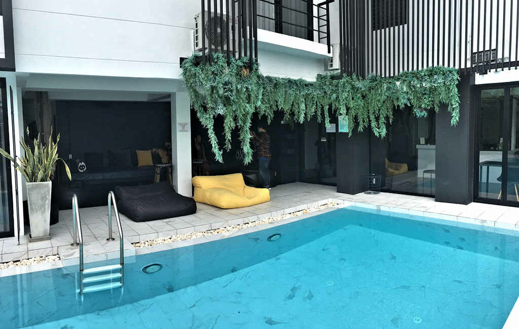 modern hotel for sale in chiang mai city 17