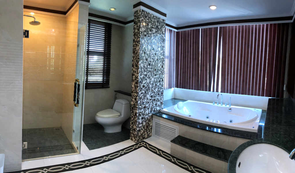 luxury-villa-sale-chiang-mai-34