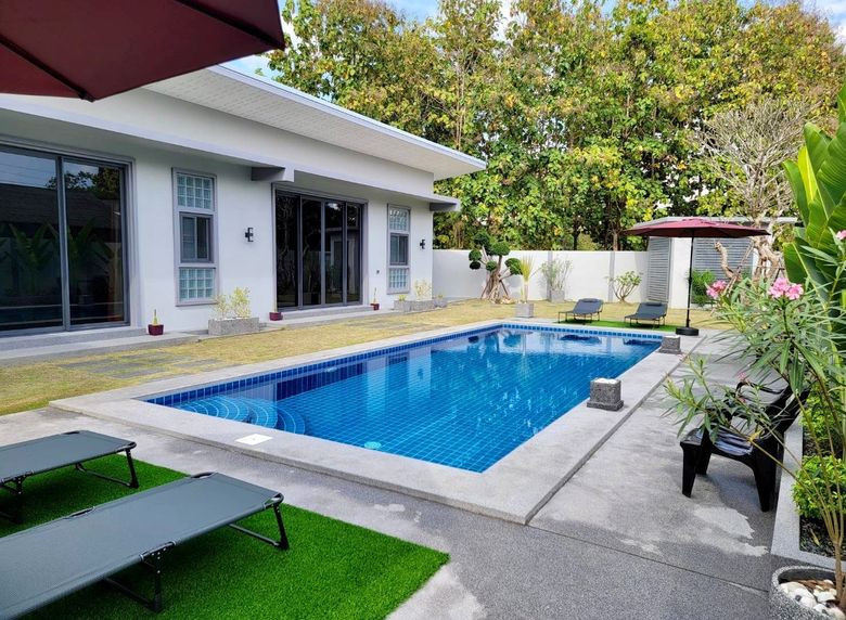 4 bedroom pool villa for sale-04