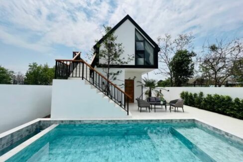 Modern Pool Villa For Sale in Chiang Mai