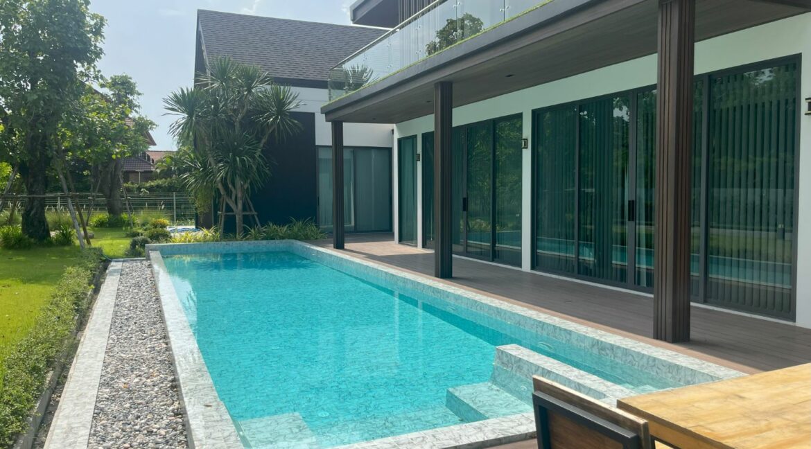 luxury pool villa for sale in hang dong (14)