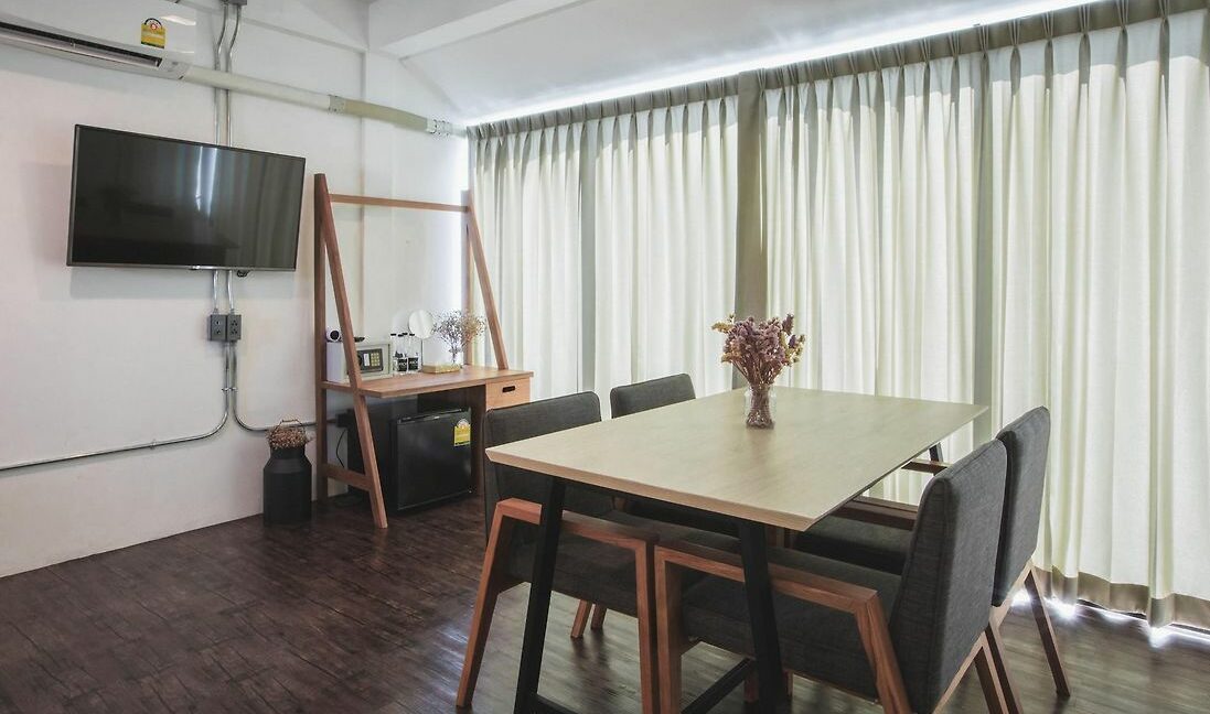 24 rooms loft style hotel for rent (14)