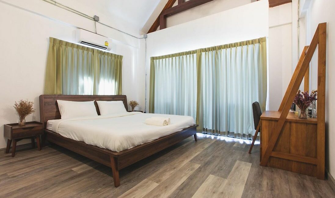 24 rooms loft style hotel for rent (26)